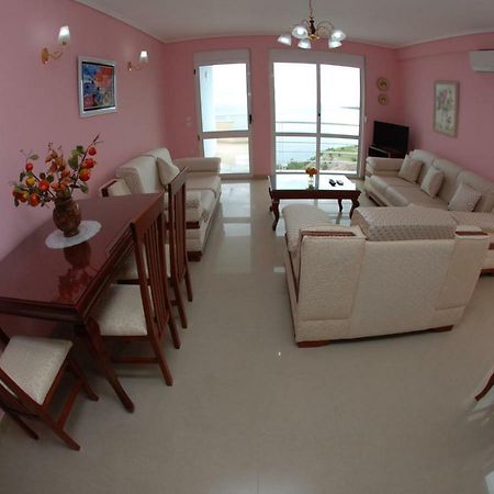 Erti'S Apartments Саранда Экстерьер фото