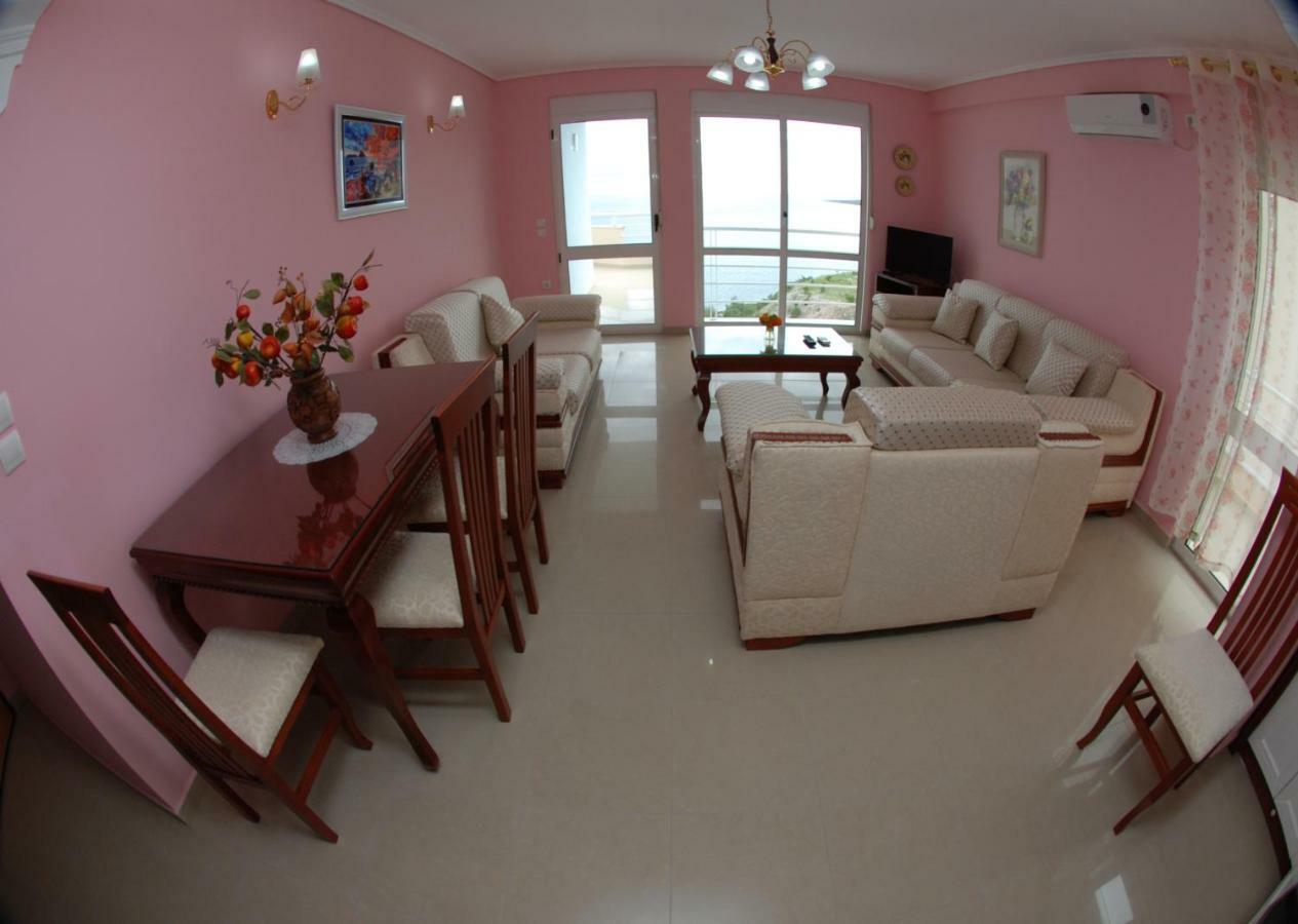 Erti'S Apartments Саранда Экстерьер фото