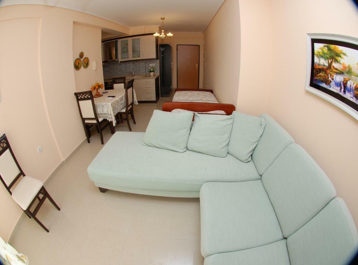 Erti'S Apartments Саранда Экстерьер фото
