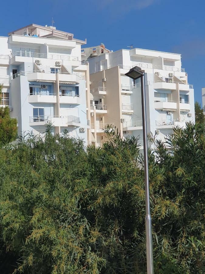 Erti'S Apartments Саранда Экстерьер фото